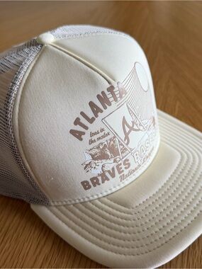 Atlanta Braves New Era 9FIFTY Black and Beige Snapback Hat
